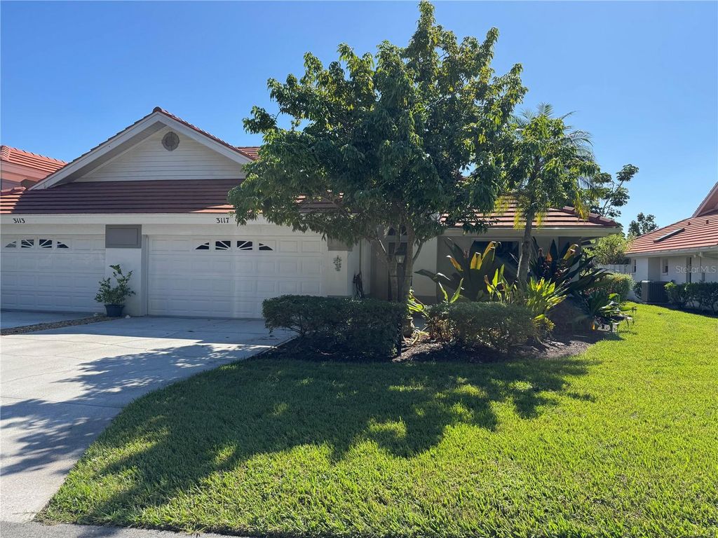 3117 LAKE PARK LANE 15, Sarasota, FL 34231