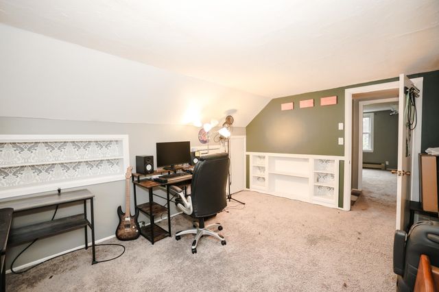 4 Markar Street, Nashua, NH 03060