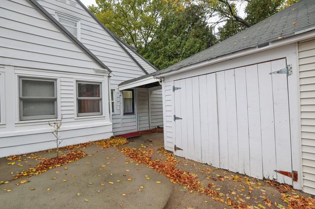 4 Markar Street, Nashua, NH 03060