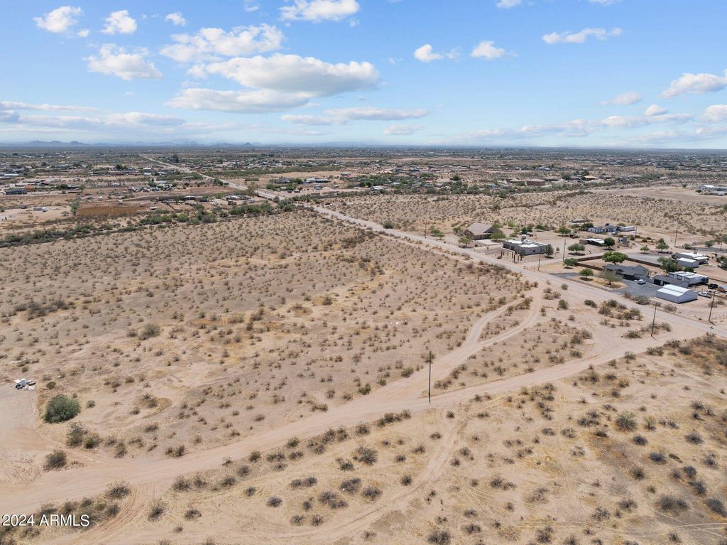 TBD W Lone Mountain Road '-', Wittmann, AZ 85361 — photo 4
