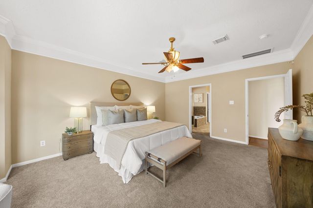 1602 Orlando Street, Friendswood, TX 77546