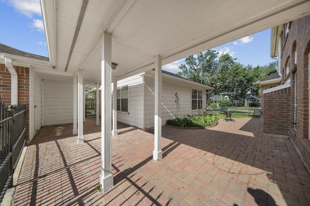 1602 Orlando Street, Friendswood, TX 77546