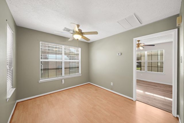 1602 Orlando Street, Friendswood, TX 77546
