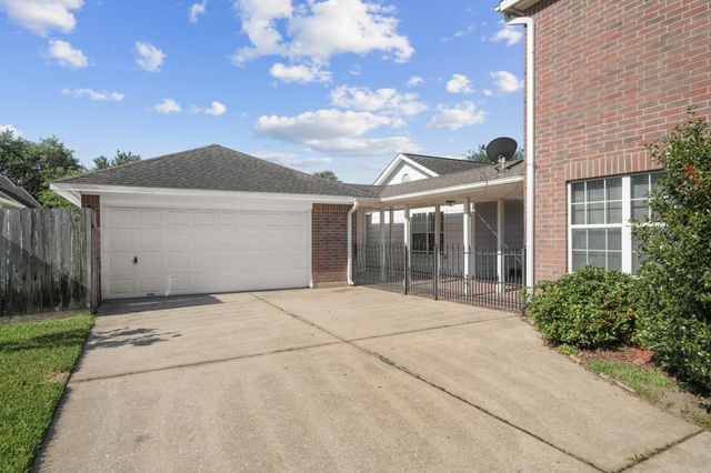 1602 Orlando Street, Friendswood, TX 77546