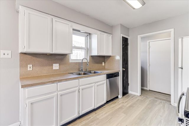 6701 Meadowbreeze Pkwy, Corpus Christi, TX 78414