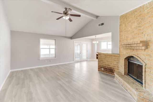 6701 Meadowbreeze Pkwy, Corpus Christi, TX 78414