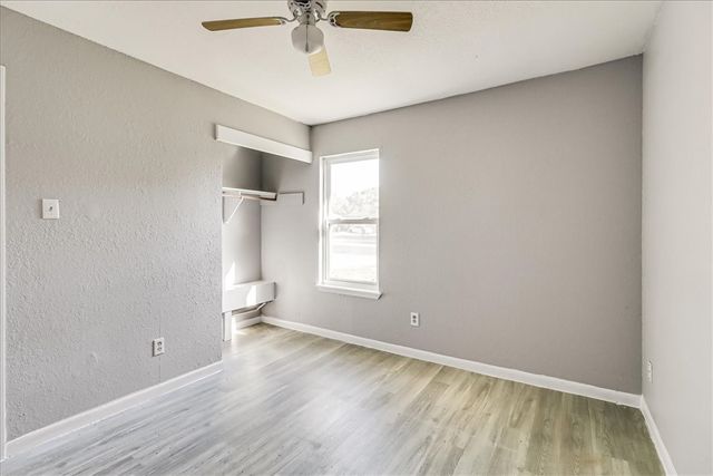 6701 Meadowbreeze Pkwy, Corpus Christi, TX 78414