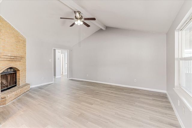 6701 Meadowbreeze Pkwy, Corpus Christi, TX 78414