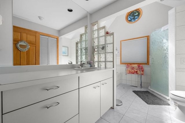 81 Lakeview Blvd, Plymouth, MA 02360
