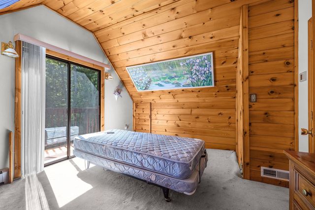 81 Lakeview Blvd, Plymouth, MA 02360
