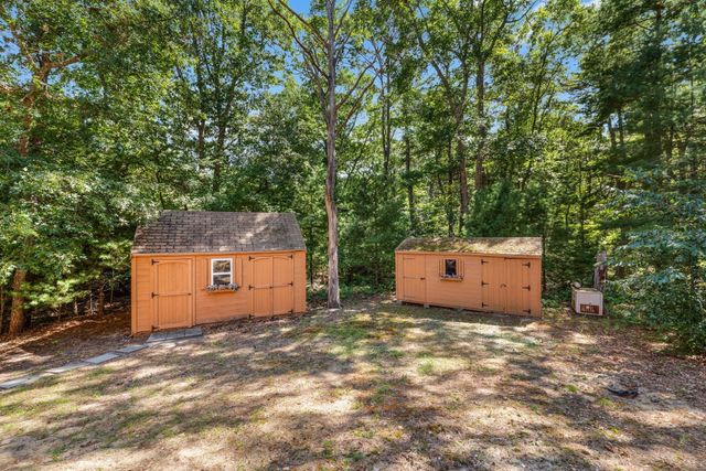81 Lakeview Blvd, Plymouth, MA 02360
