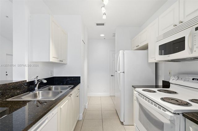 21000 SW 87th Avenue 307, Cutler Bay, FL 33189