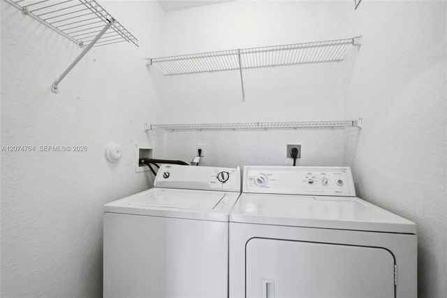 21000 SW 87th Avenue 307, Cutler Bay, FL 33189