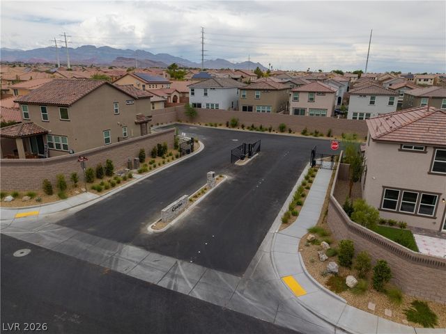 10034 Sir Atlas Court, Las Vegas, NV 89148