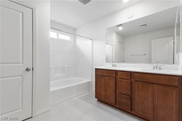 10034 Sir Atlas Court, Las Vegas, NV 89148