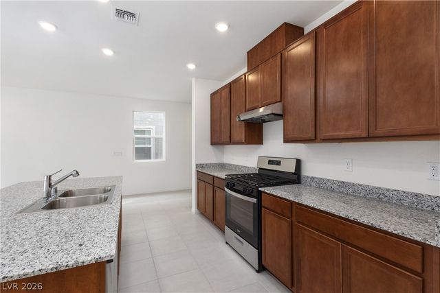 10034 Sir Atlas Court, Las Vegas, NV 89148