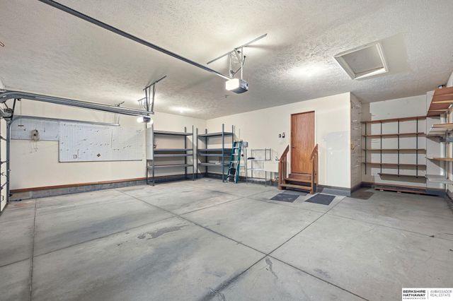 1001 Spruce Street, Springfield, NE 68059