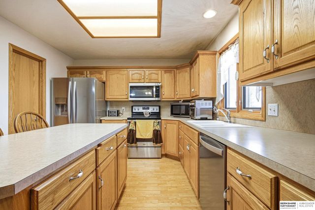 1001 Spruce Street, Springfield, NE 68059