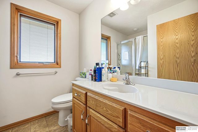 1001 Spruce Street, Springfield, NE 68059