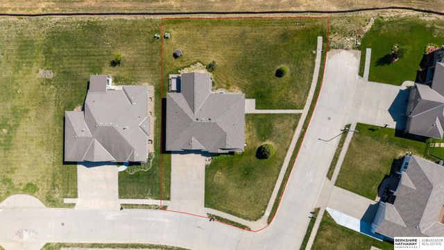 1001 Spruce Street, Springfield, NE 68059