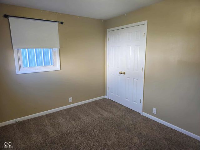 329 Columbia Avenue, Tipton, IN 46072