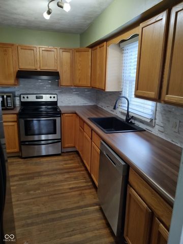 329 Columbia Avenue, Tipton, IN 46072