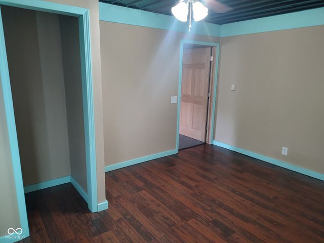 329 Columbia Avenue, Tipton, IN 46072