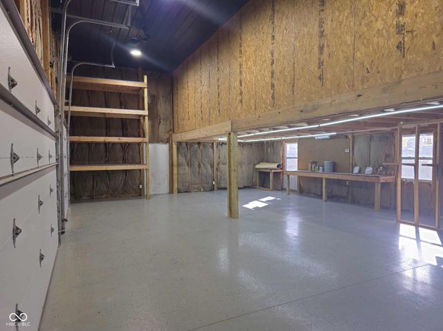 329 Columbia Avenue, Tipton, IN 46072