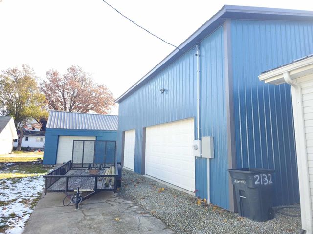 329 Columbia Avenue, Tipton, IN 46072