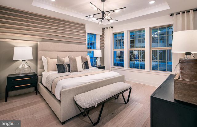 66 CHAUCER CT, Levittown, PA 19057