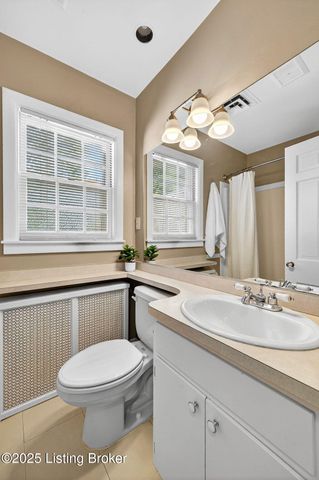 2325 Broadmeade Rd 2, Louisville, KY 40205