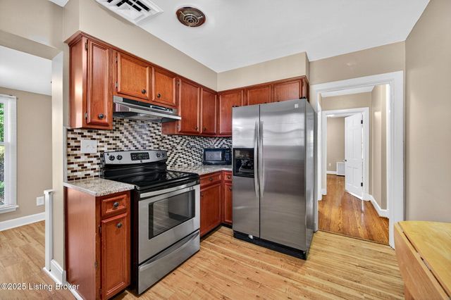 2325 Broadmeade Rd 2, Louisville, KY 40205