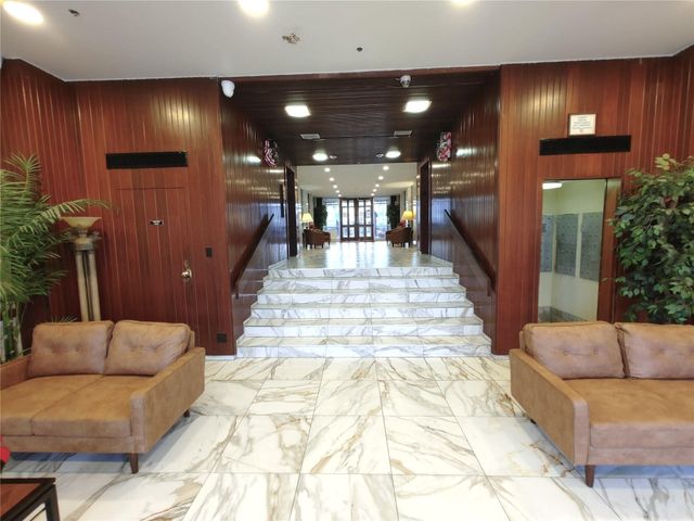 7520 Hornwood Drive 906, Houston, TX 77036