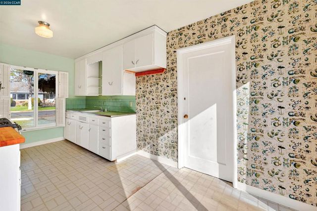 133 Sylvan Rd, Walnut Creek, CA 94596