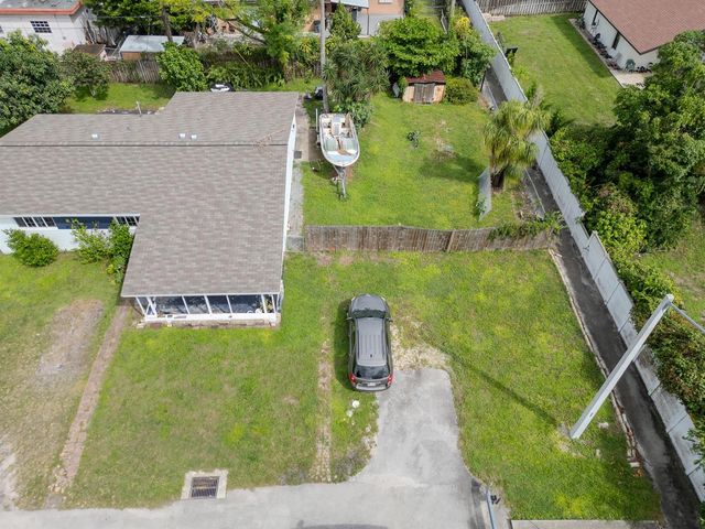2011 SW 97th Terrace, Miramar, FL 33025