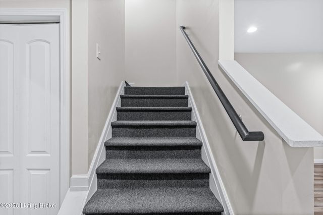 9511 Civic Way, Prospect, KY 40059