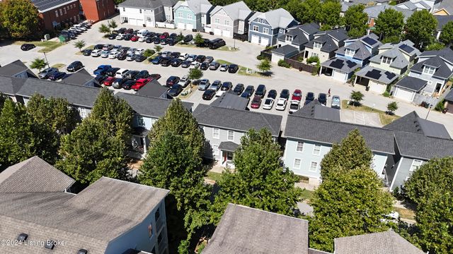 9511 Civic Way, Prospect, KY 40059