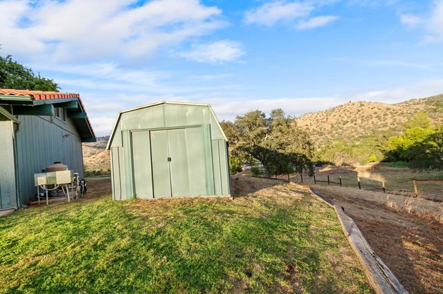 38570 Rustic Lane, Yokuts Valley, CA 93675