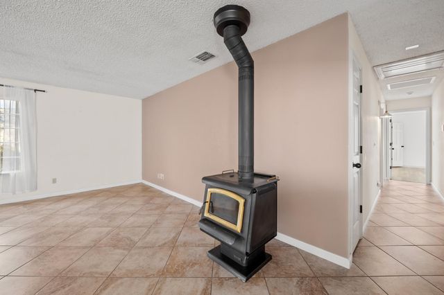 38570 Rustic Lane, Yokuts Valley, CA 93675