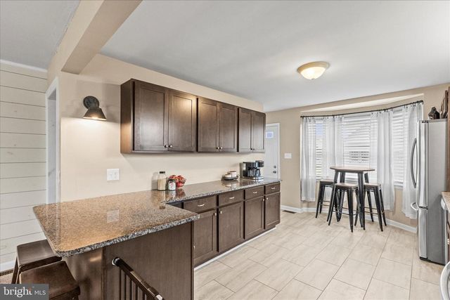 7452 LINCOLN HWY, Abbottstown, PA 17301