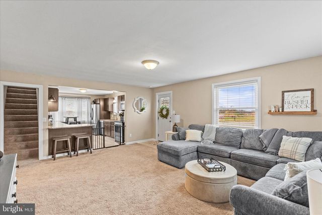 7452 LINCOLN HWY, Abbottstown, PA 17301