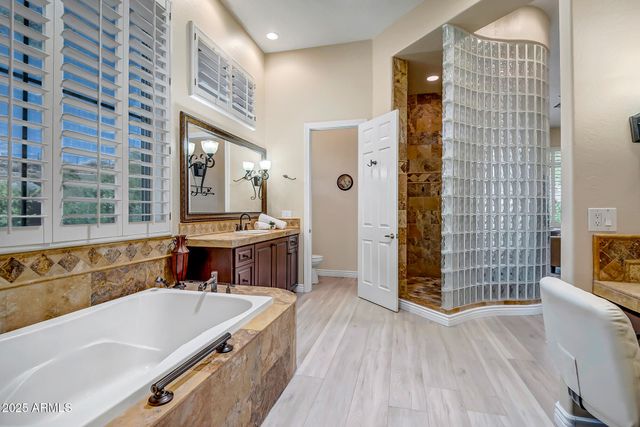 2240 W LEGENDS Way, Anthem, AZ 85086