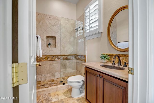 2240 W LEGENDS Way, Anthem, AZ 85086