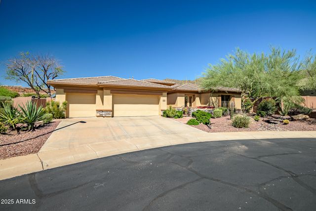 2240 W LEGENDS Way, Anthem, AZ 85086