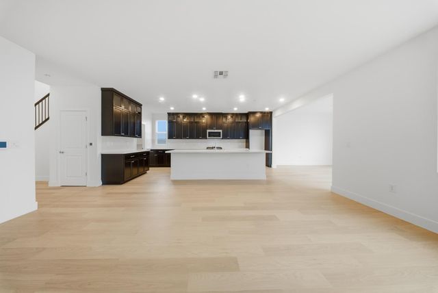 1401 Marmo Cir, Roseville, CA 95747