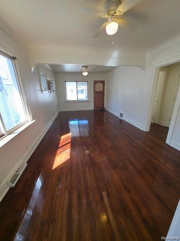 843 Ossington Avenue, Flint, MI 48507