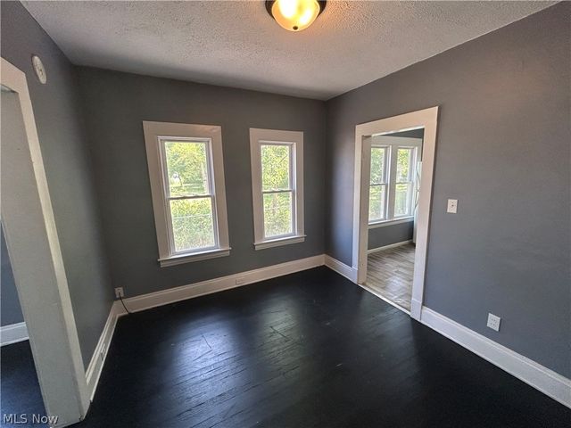 8910 Harris Avenue, Cleveland, OH 44104