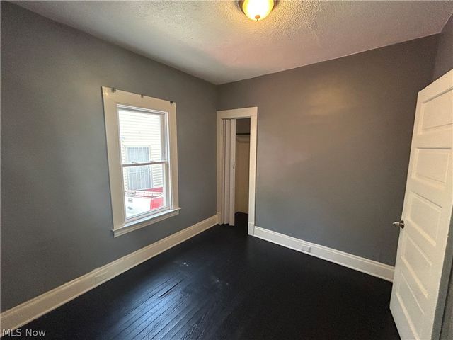 8910 Harris Avenue, Cleveland, OH 44104