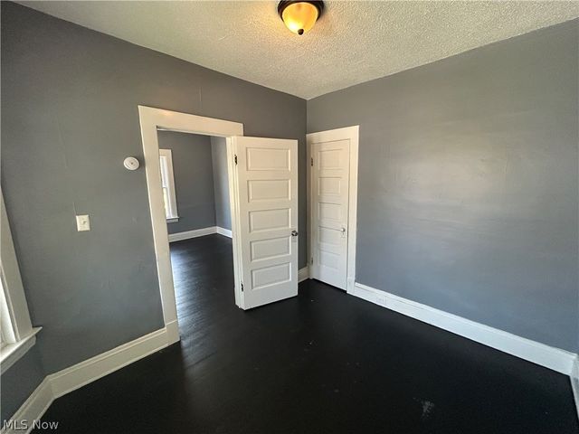 8910 Harris Avenue, Cleveland, OH 44104