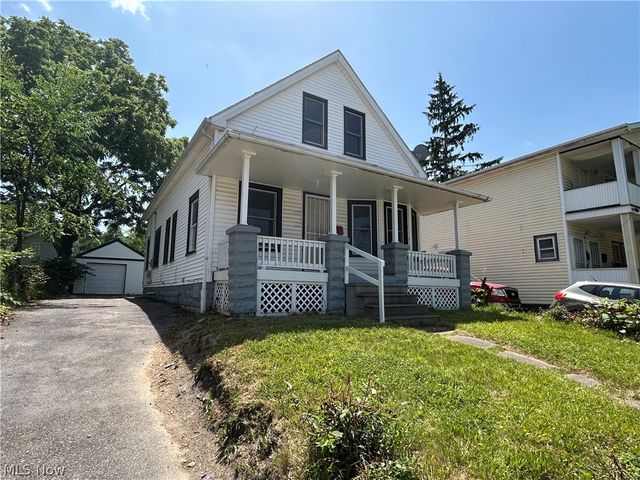8910 Harris Avenue, Cleveland, OH 44104
